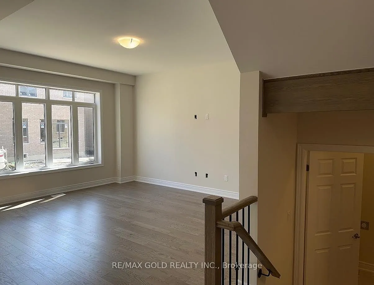 4 bed, $3,500 — Photo 4