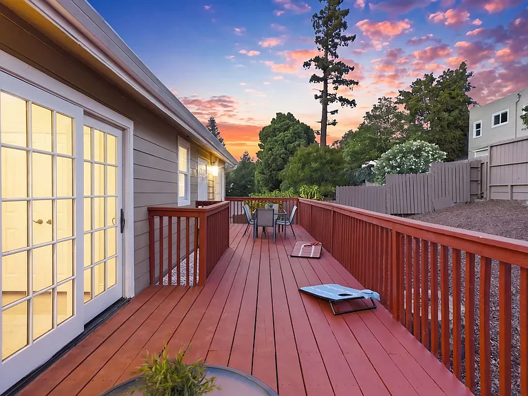 3426 Pierson St — Photo 63