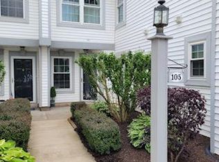 105 Crossroads Dr, Warminster, PA 18974