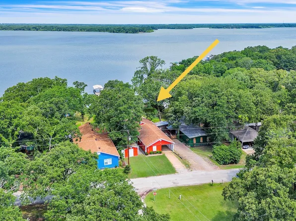 10032 Brinwood Dr, Wills Point, TX 75169