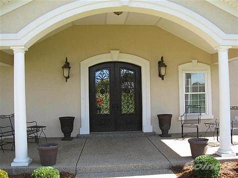 2nd image of 212 S Danbrook Way