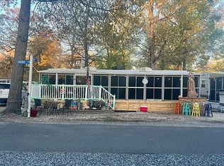 3601 Greys Point Rd #1, Topping, VA 23169