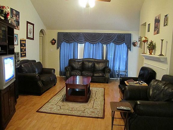 2nd image of 15934 Williwaw Dr