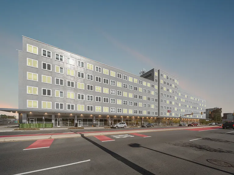 3600 West Broad — Photo 37