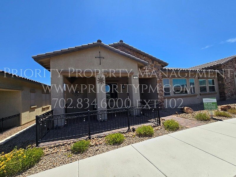 1st image of 738 Purple Knoll Walk