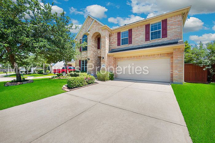 1st image of 12611 Brookfield Park