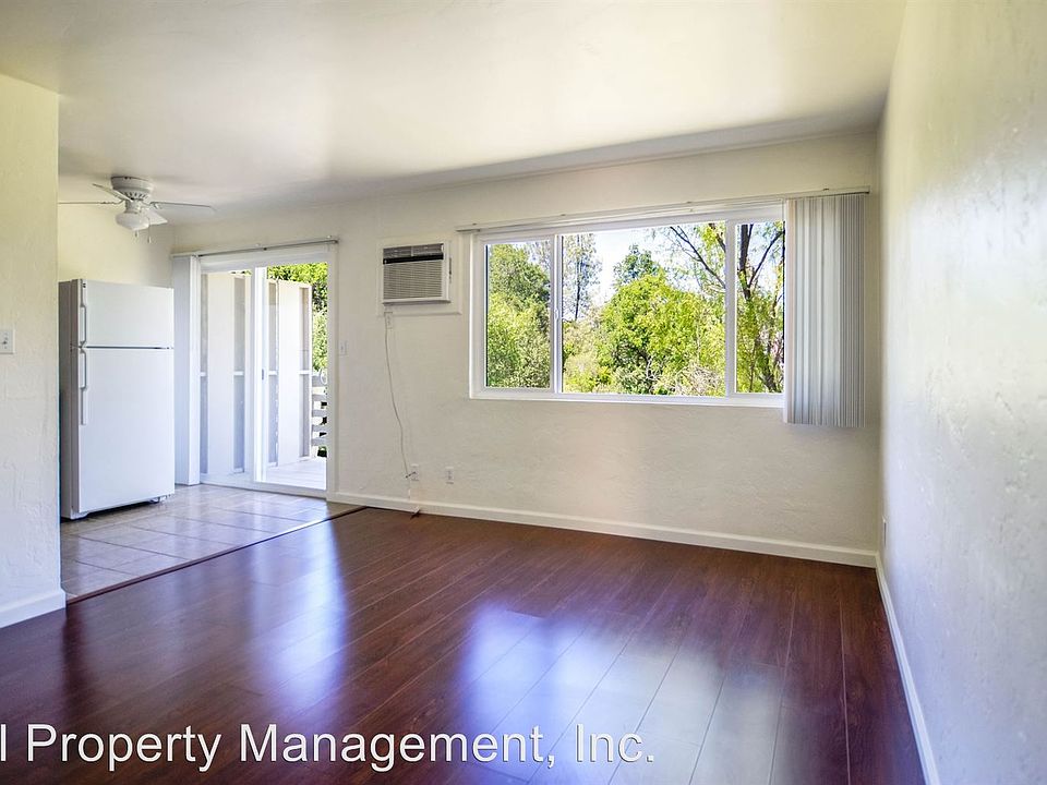 1st image of 2850 Pioneer Dr APT 3
