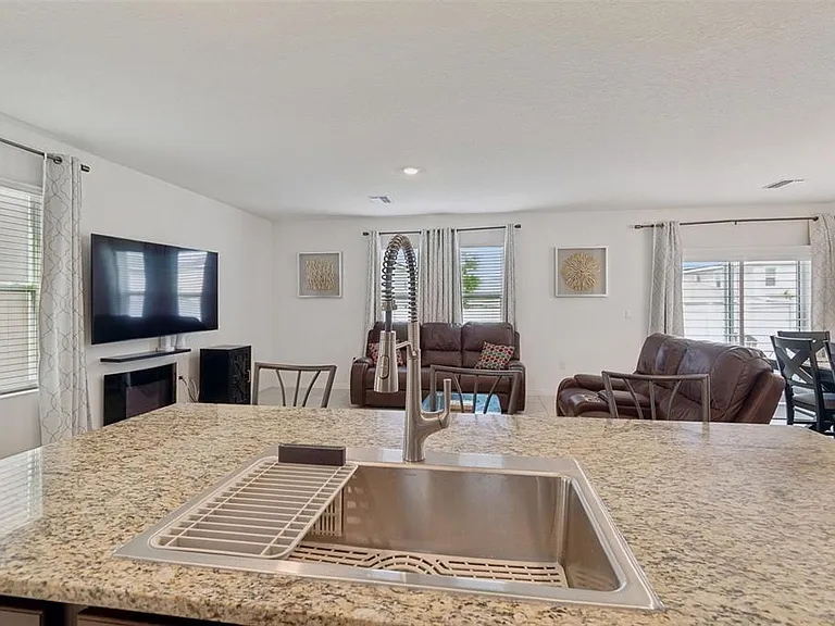 17053 Oval Rum Dr — Photo 11