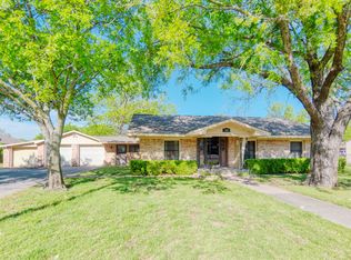700 S Washington St, Pilot Point, TX 76258