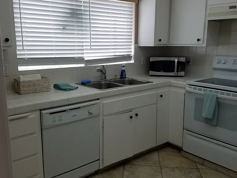 812 Jamaica Ct #NA — Photo 10