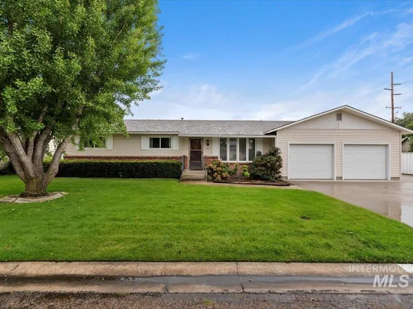 915 Winther Blvd, Nampa, ID 83651