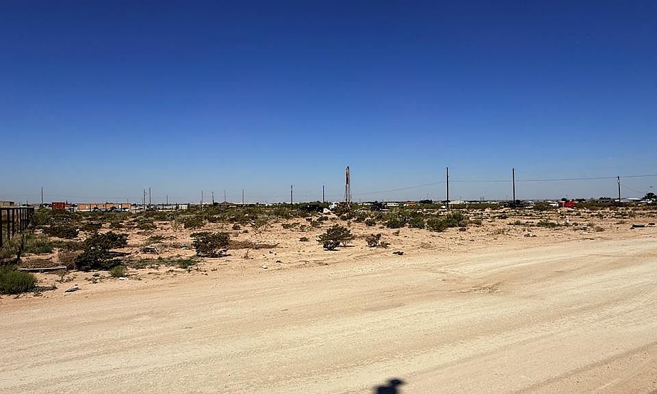 1st image of 1716 De La Renta Rd
