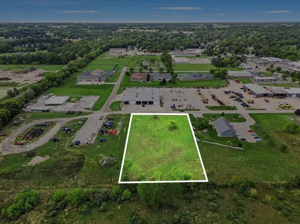 207 Dilts Rd, Ithaca, MI 48847