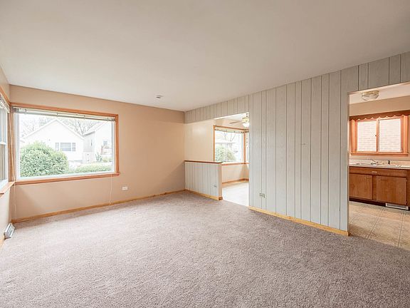 2nd image of 10346 S Avenue O