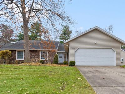 18330 Farm Ln, South Bend, IN, 46637