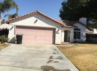 912 E Julia Way, Hanford, CA 93230
