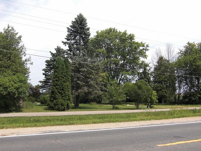 2nd image of 6007 Peck Rd