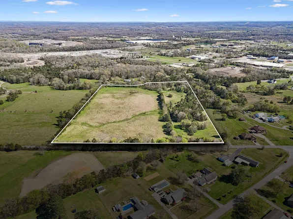 1 Horse Mountain Rd, Shelbyville, TN 37160