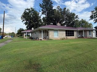 1910 Glenwood Ave, Eldorado, IL 62930