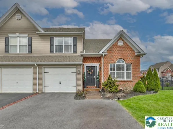 4035 Hemlock Dr, Coplay, PA 18037