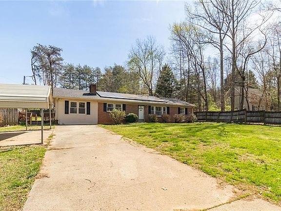 3rd image of 8225 Easley Rd