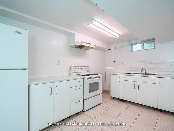 5th image of 104 Highland Park Blvd