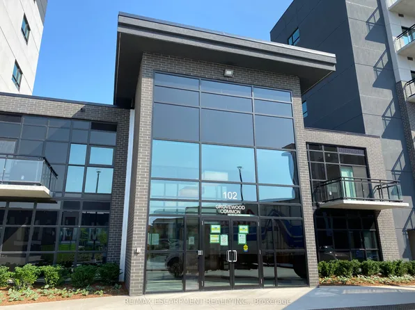 102 Grovewood Cmn #425, Oakville, ON L6H 0X2