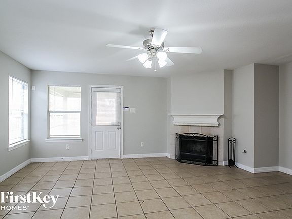 3rd image of 22822 Fairfax Village West Dr