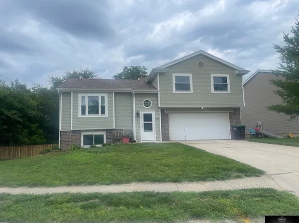 6604 N 116th Cir, Omaha, NE 68164
