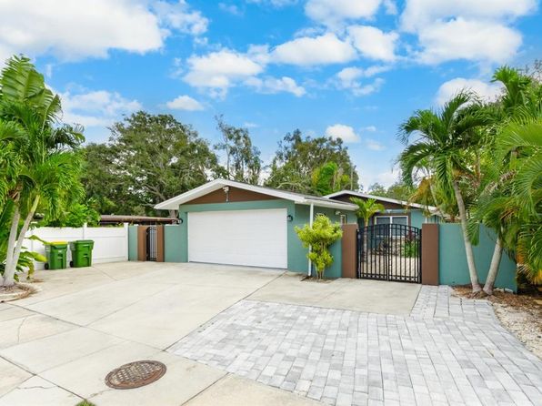 2598 Wood St, Sarasota, FL 34237