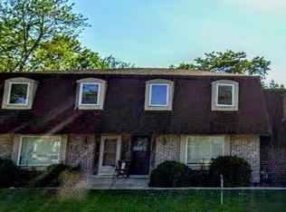 3800 Southwood Dr #3804, Racine, WI 53406