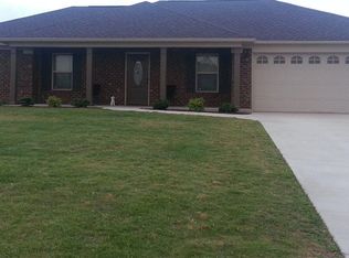 223 Briar Crest Rd, New Market, AL 35761