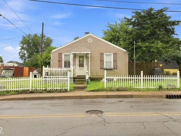 515 W 29th St, Anderson, IN 46016