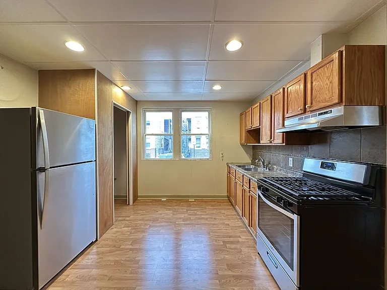 3734 W Wabansia Ave #F2 — Photo 2