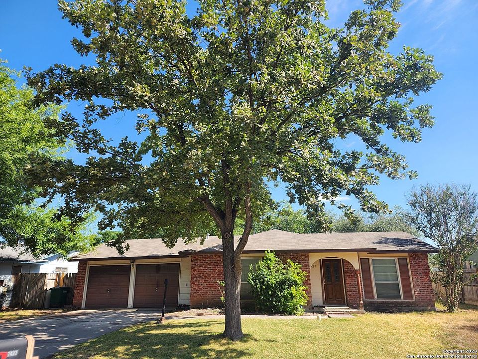 1st image of 7427 Stonehouse Dr