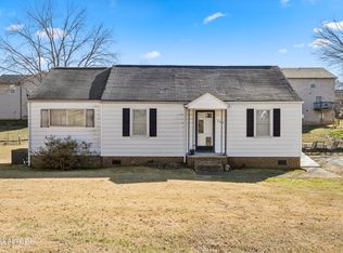 204 S Laurel Cir, Knoxville, TN 37912