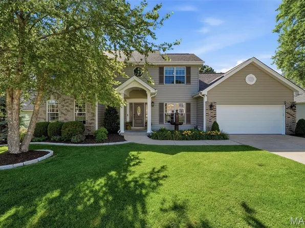522 Arbor Meadow Dr, Ballwin, MO 63021
