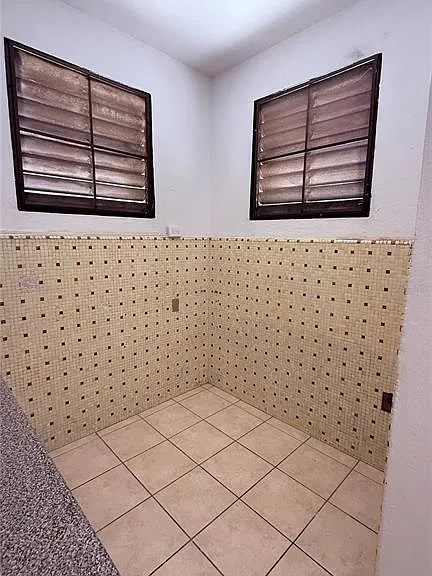 Calle Pineiro #67 Urb. Garcia Ubarri Apt. 1 — Photo 9