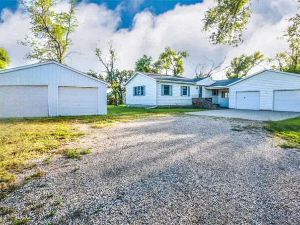 5256 134th St SE, Aberdeen, SD 57401