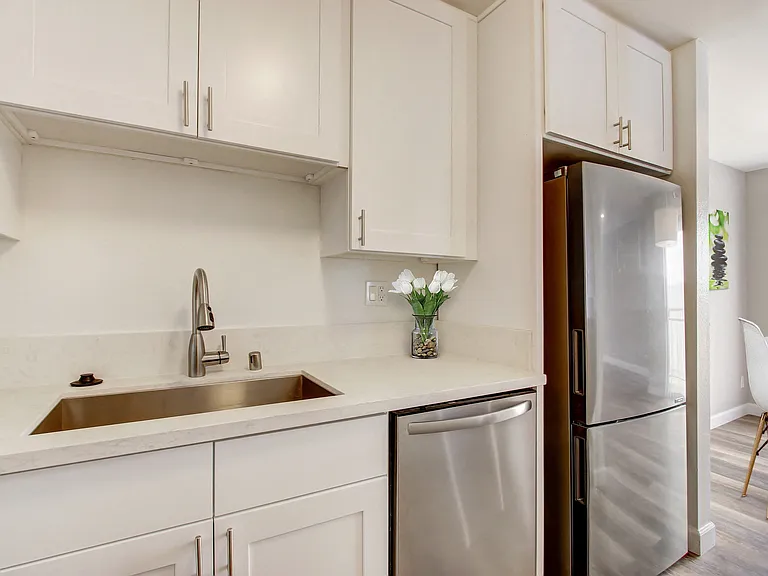 5207 Zelzah Ave — Photo 35