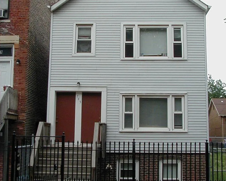 745 N Throop St #G