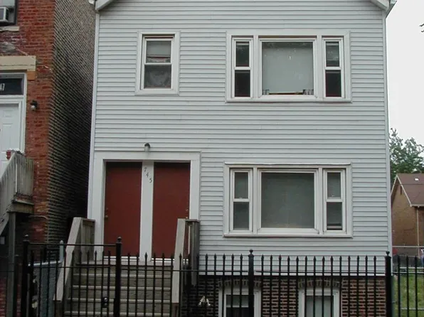745 N Throop St #2, Chicago, IL 60642