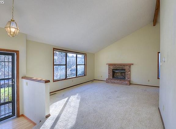 5th image of 15575 SW Bridle Hills Dr