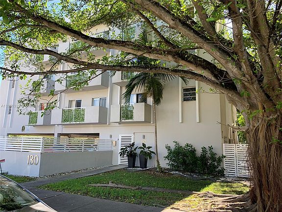 2nd image of 130 Mendoza Ave #11