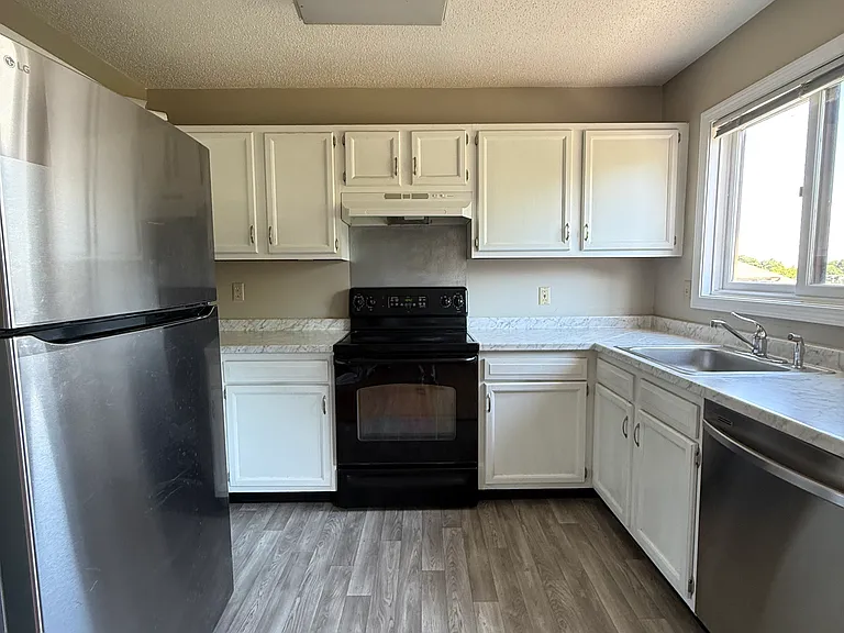 27 Crows Nest Ln #19C — Photo 3