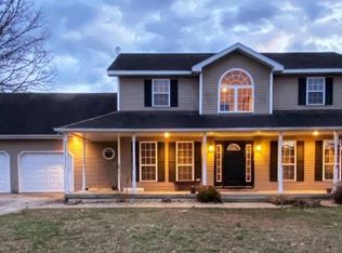 180 Wildwood Pl, Bolivar, MO 65613