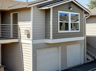 15056 NW Central Dr APT 703, Portland, OR 97229