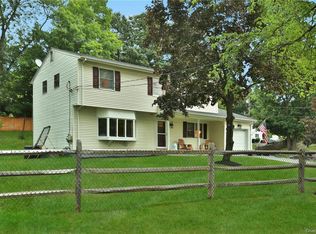 55 Hardwood Dr, Tappan, NY