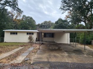 519 S Edgewood Cir, Pensacola, FL 32506