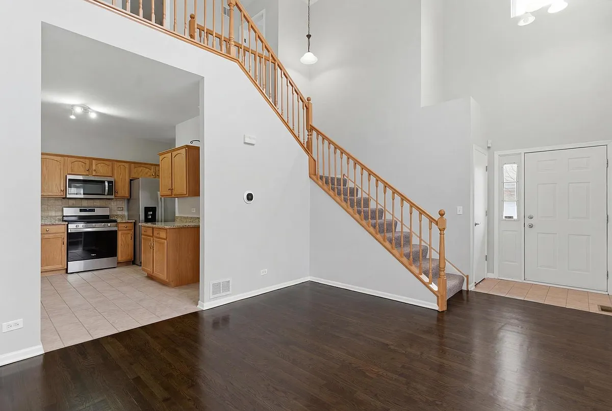 Building Photo - 2313 Stoughton Dr